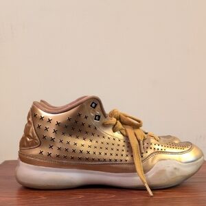 Nike Air Kobe 10 EXT Mid Liquid Gold Sz 10